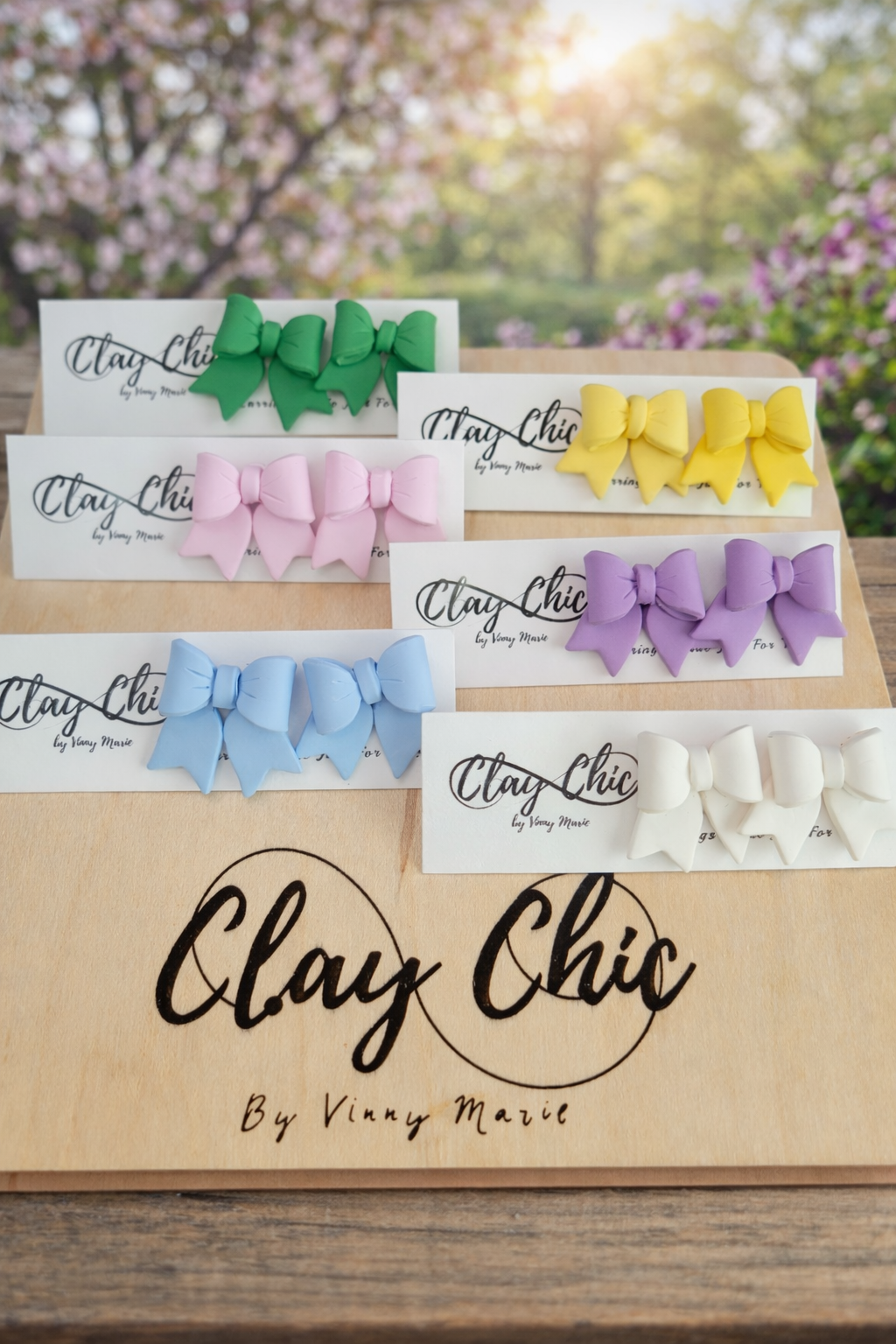 POLLY IN SPRING BOW STUDS